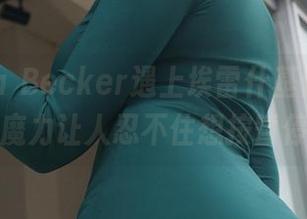 当Alina Becker遇上埃雷什基伽尔,照片里的魔力让人忍不住想按暂停重放。